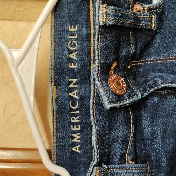 COPY - American Eagle stretch jeans 👖 - Picture 5 of 7
